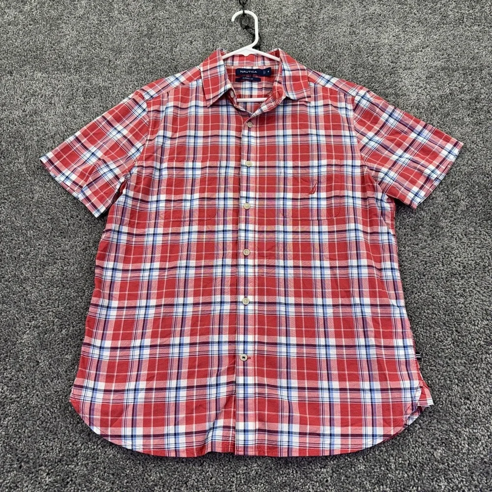 Nautica Shirt Mens Medium Red Plaid Short Sleeve Button Up Classic Fit Casual